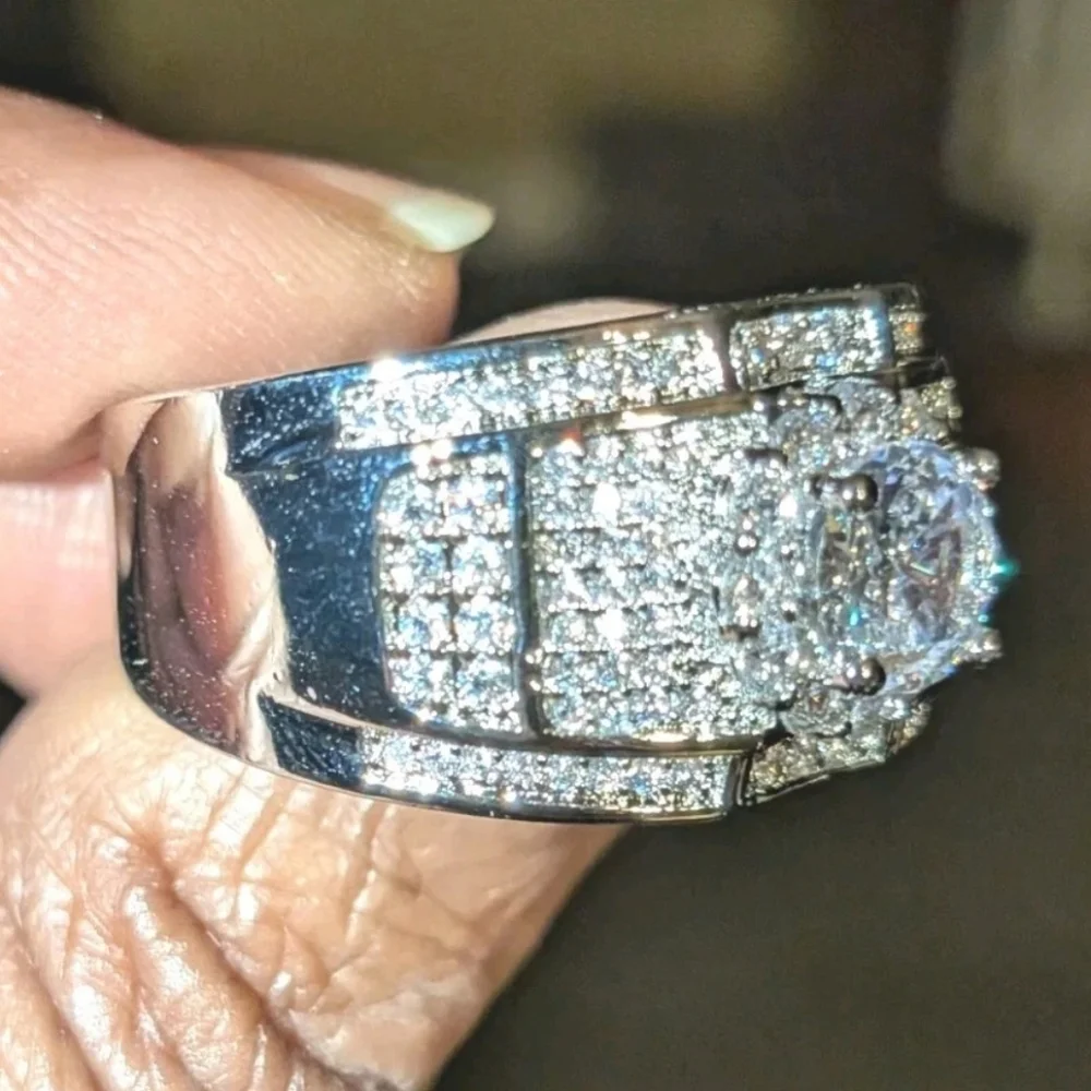 Elegant Men's 4 Ct Lab Created Diamond Blinged Out 925 Silver Wedding Band